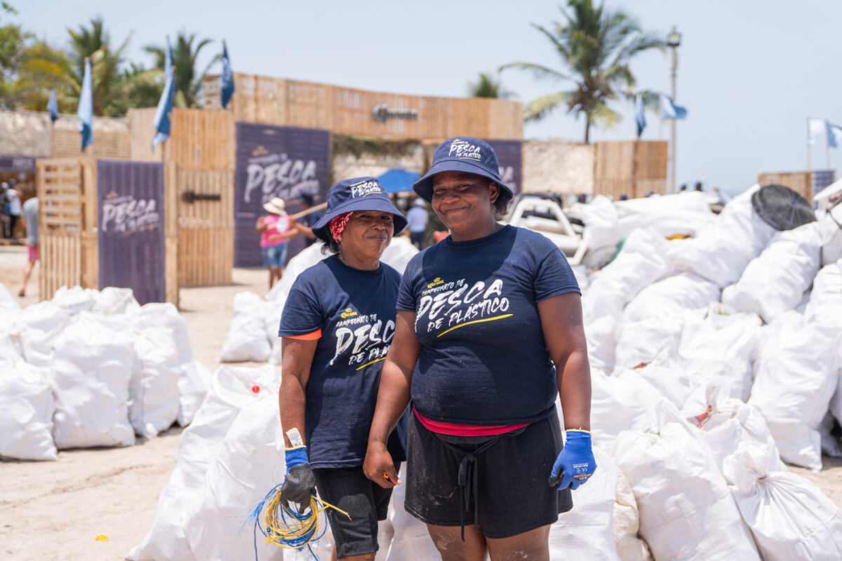 PESCA DE PLASTICO